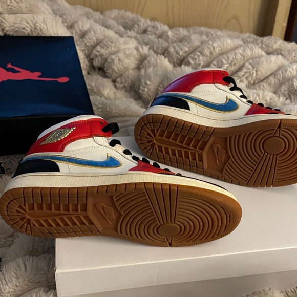 Nike Multicolor Air Jordan 1 High-Top Sneakers with box US SZ 5 - Picture 5 of 12